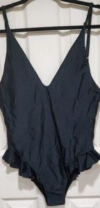 BLACK ruffle bathing suit
